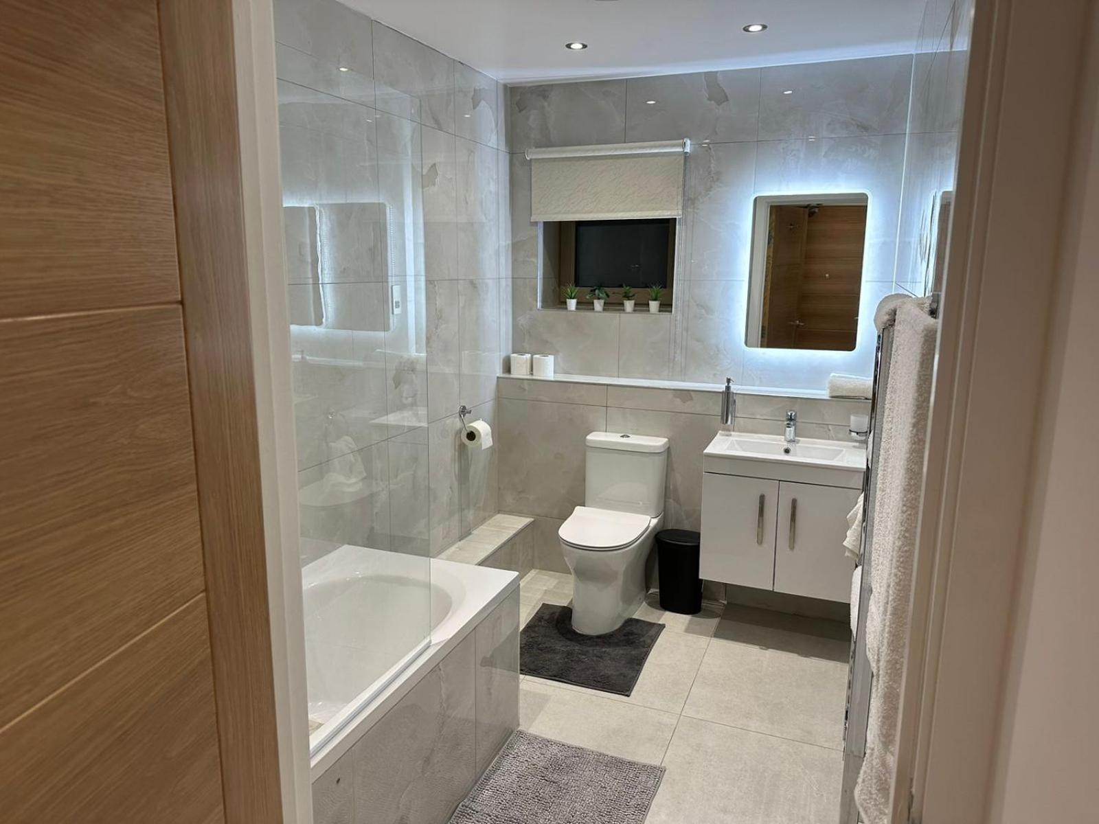 Kensington House By Solitaire Suites Slough Dış mekan fotoğraf